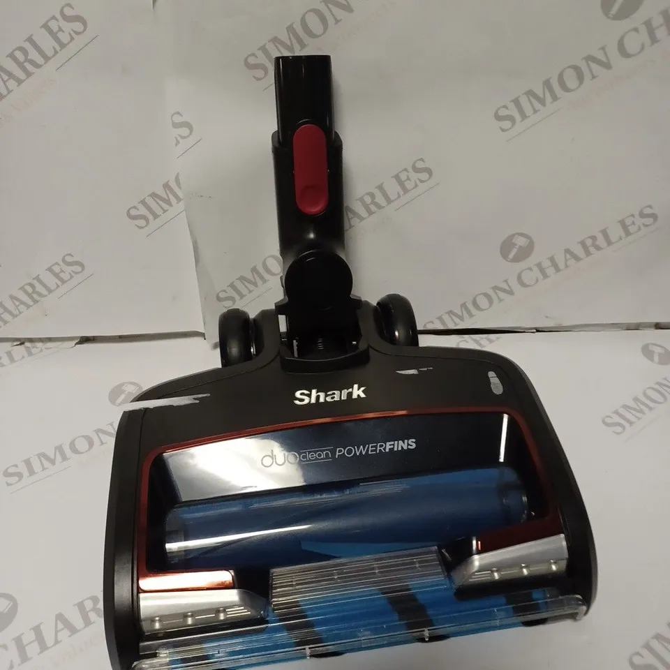 SHARK DUO CLEAN POWERFINS VACUUM CLEANER HEAD 