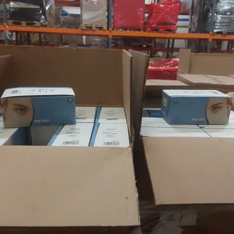 PALLET CONTAINING A VERY LARGE QUANTITY OF MEDICAL FACE MASKS