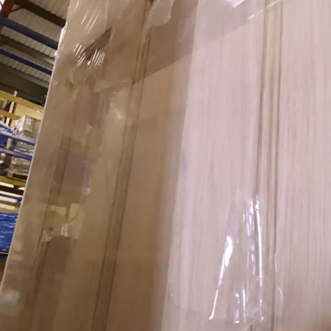 VERTICAL 3 PANEL OAK VENEER INTERNAL DOOR 1981 × 686MM