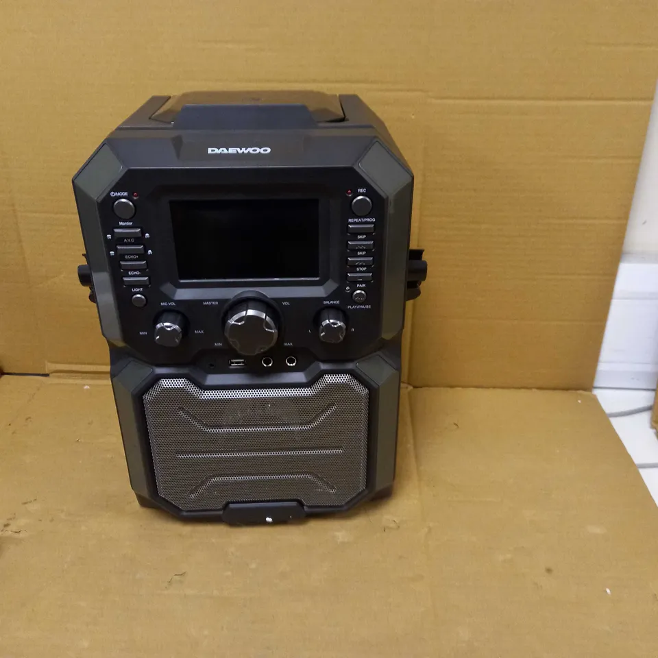 DAEWOO AVS1302 BLUETOOTH KARAOKE MACHINE