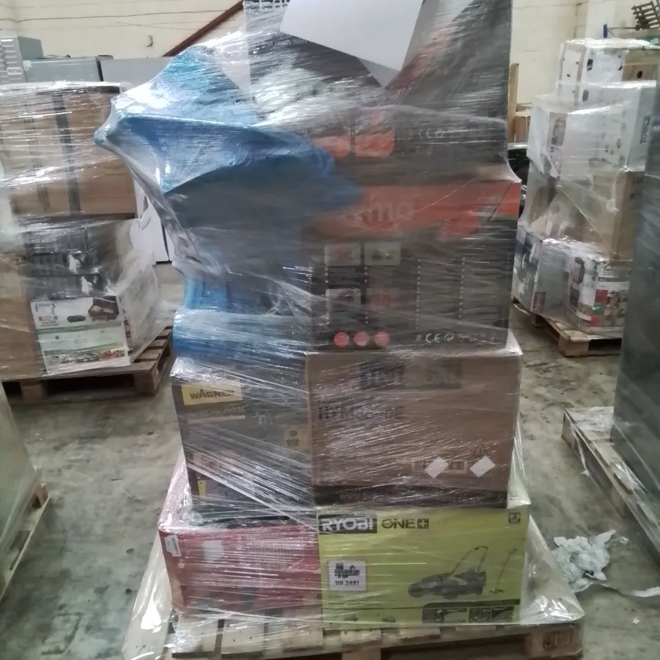 PALLET OF APPROXIMATELY 9 UNPROCESSED RAW RETURN HOUSEHOLD AND ELECTRICAL GOODS TO INCLUDE;