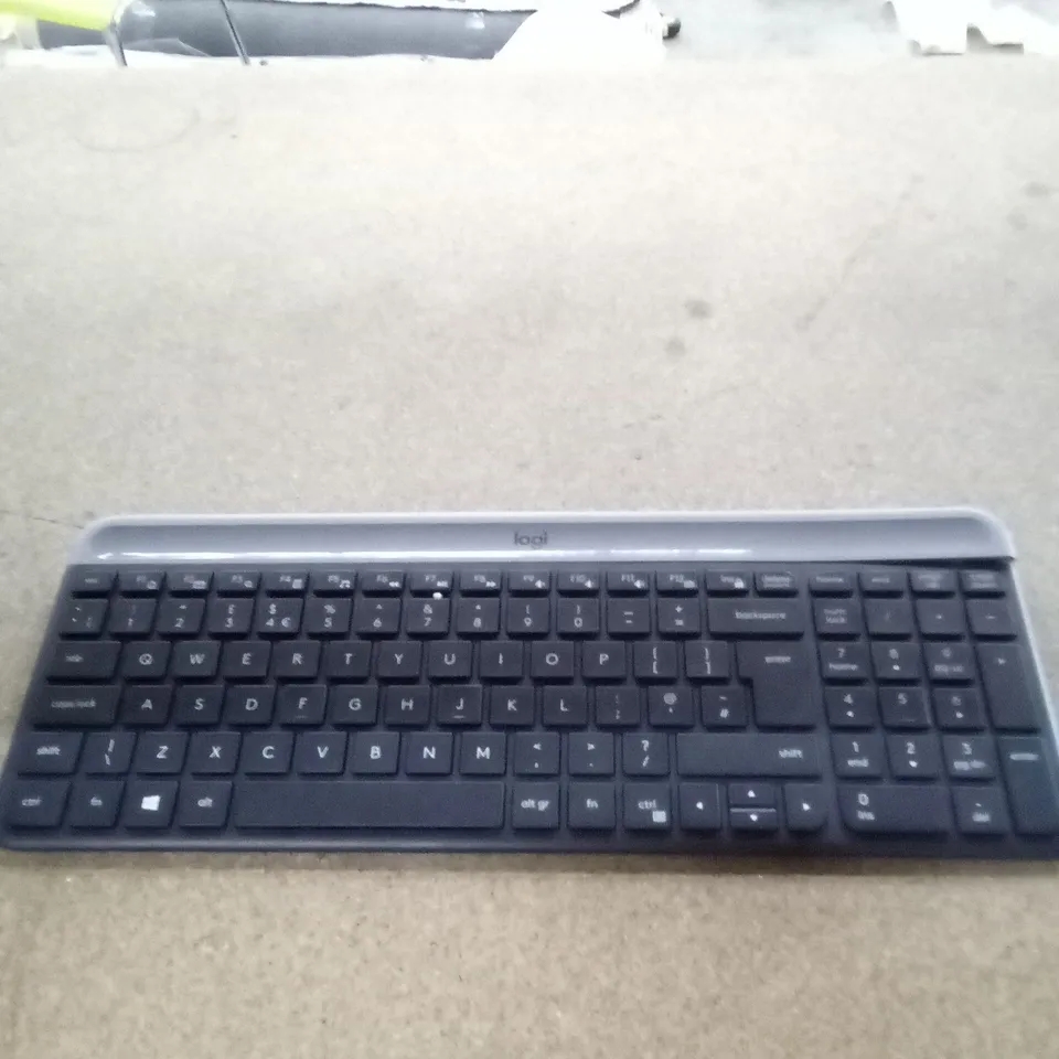 BOXED LOGITECH K470 KEYBOARD