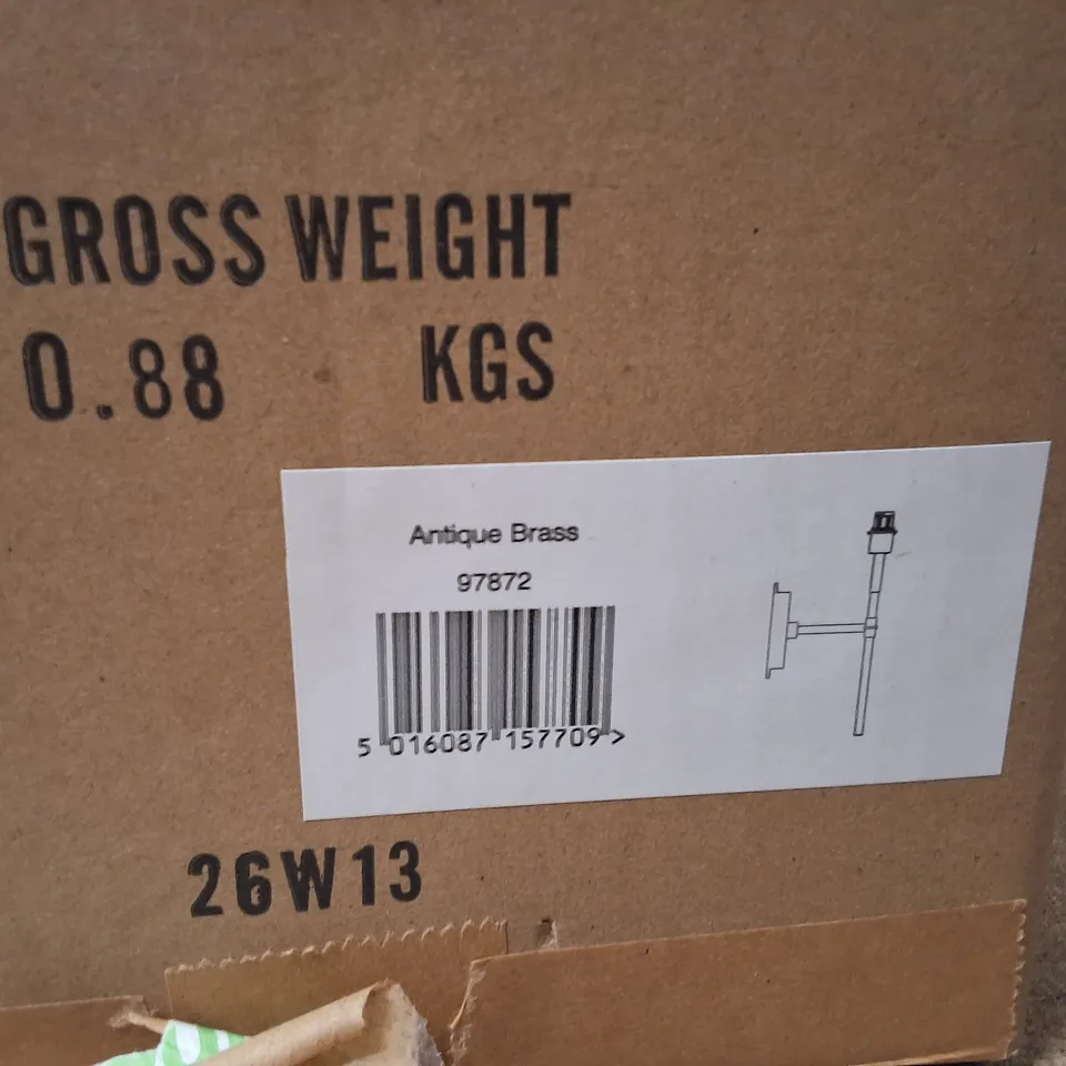 ANTIQUE BRASS WALL LIGHT FITTING – BOXED (VERIFY MODEL)