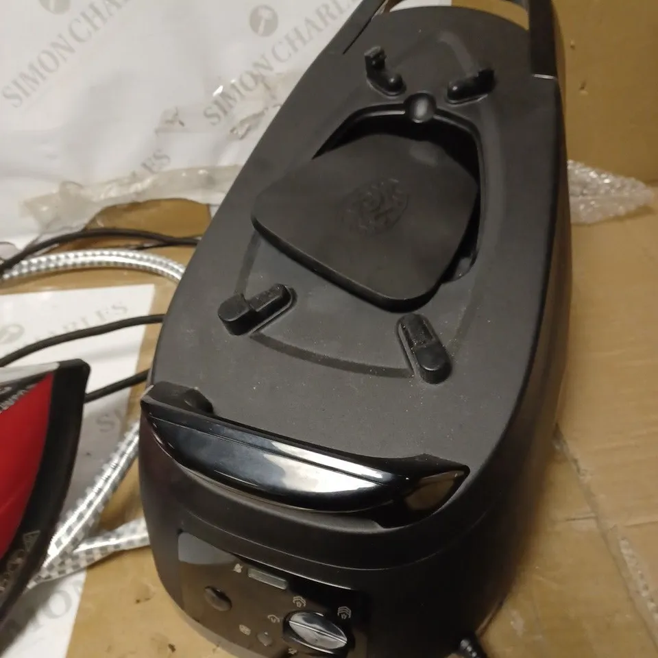 RUSSELL HOBBS QUIET SUPER STEAM PRO IRON