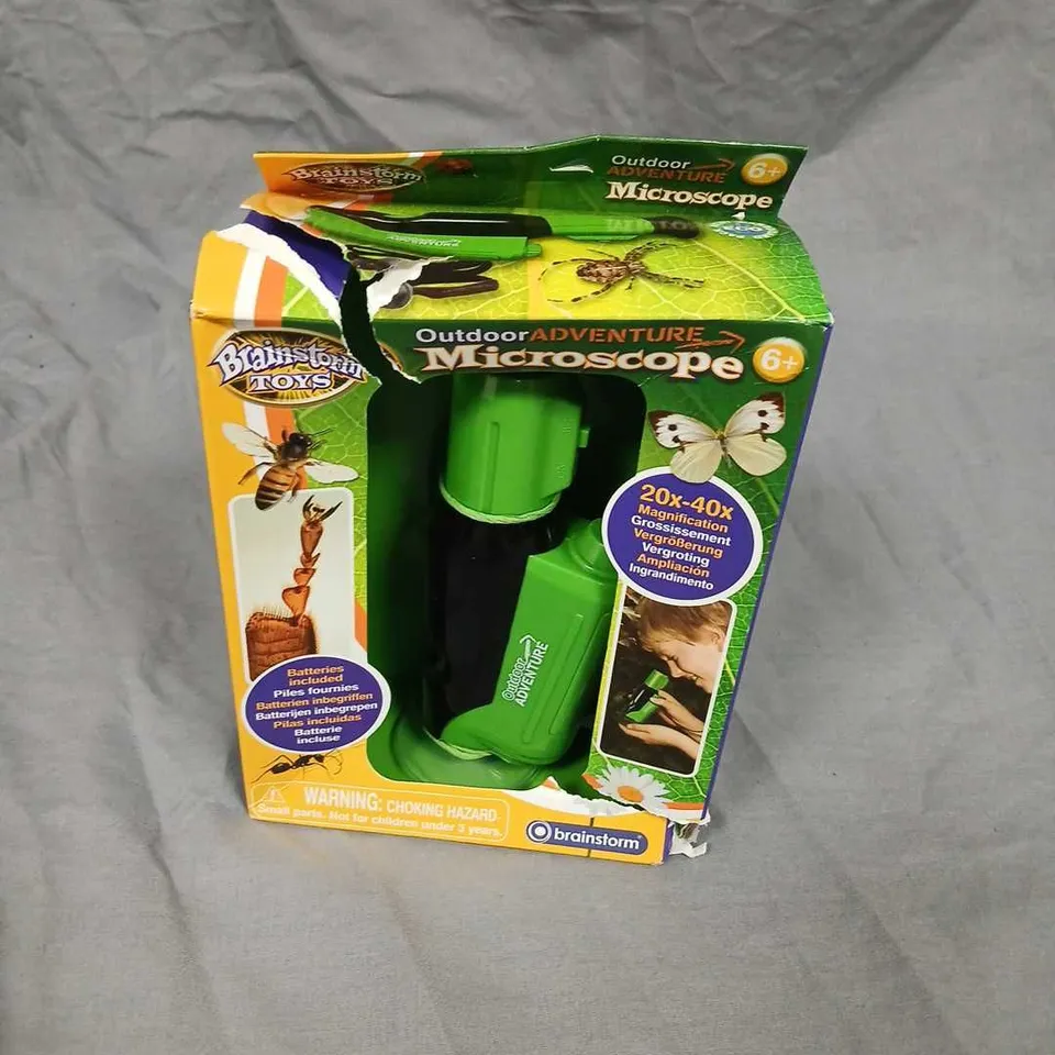 BRAINSTORM TOYS OUTDOOR ADVENTURE MICROSCOPE – GREEN, 20X–40X MAGNIFICATION, AGES 6+