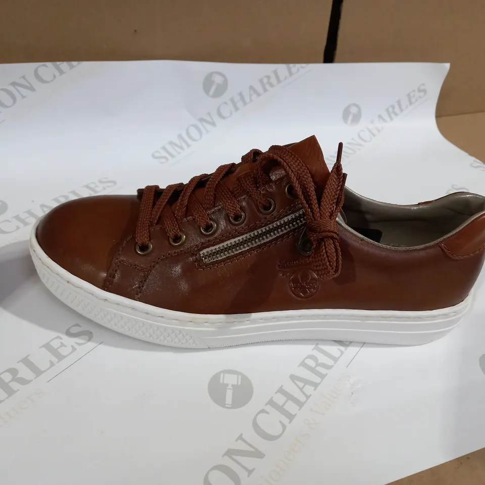 RIEKER BROWN SHOE SIZE 6.5