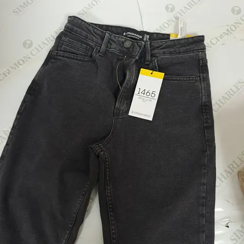 STRADIVARIUS MOM SLIM FIT JEANS SIZE 10