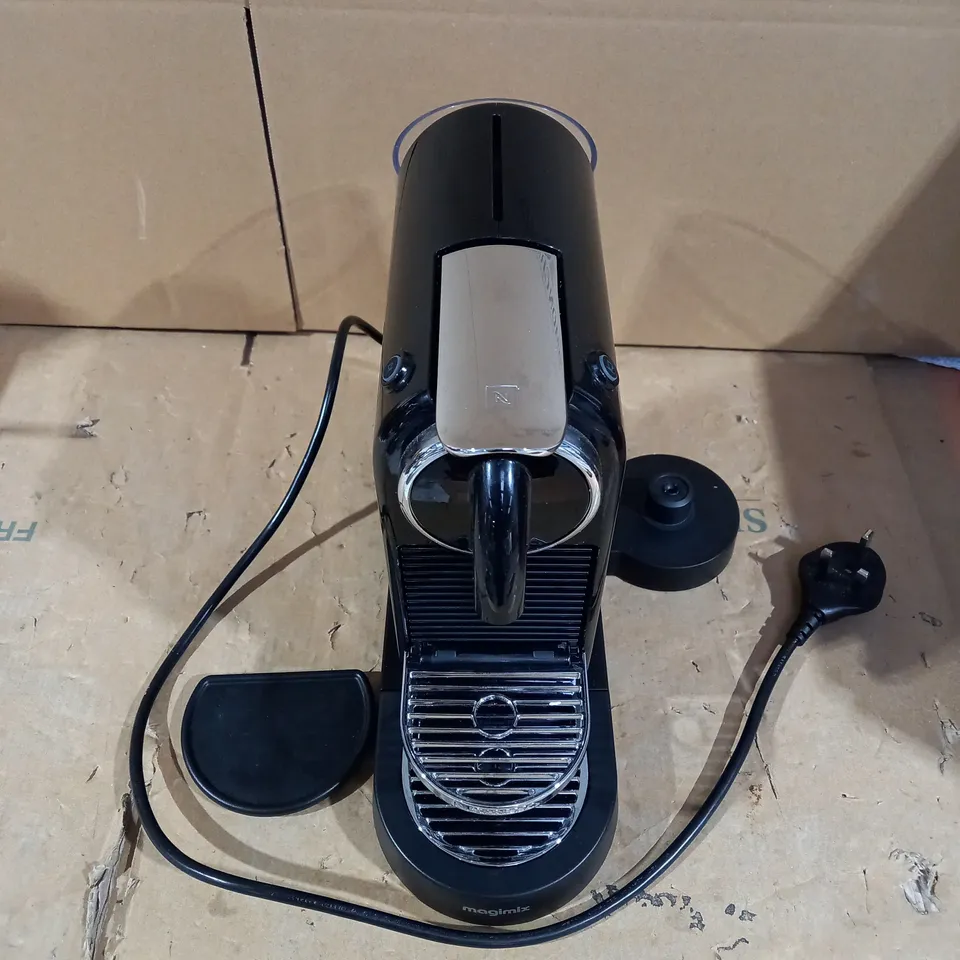 MAGIMIX NESPRESSO COFFEE MACHINE