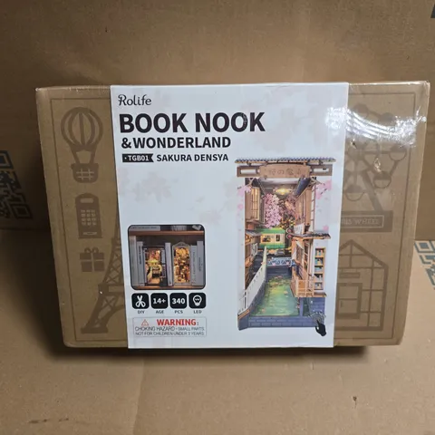 ROLIFE BOOK NOOK & WONDERLAND – SAKURA DENSYA DIY MINIATURE KIT