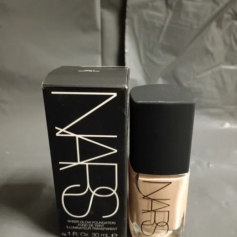 NARS SHEER GLOW FOUNDATION – 30 ML