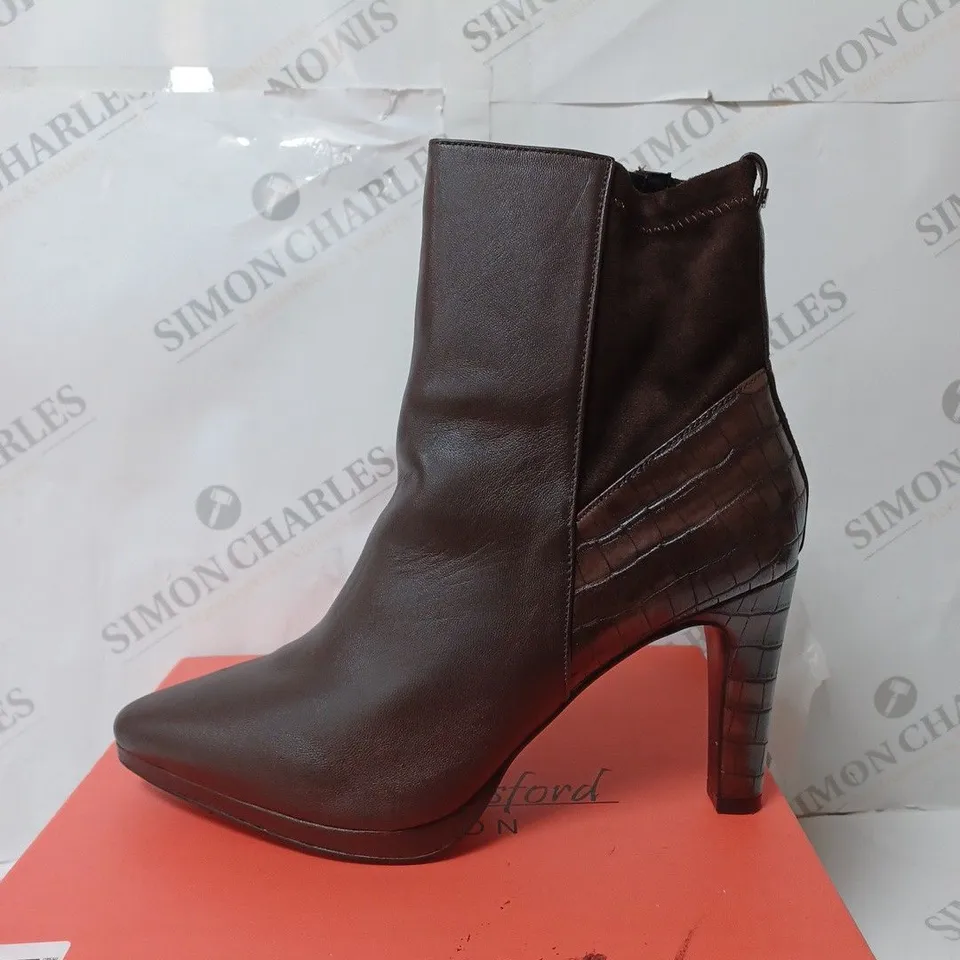 BOXED RUTH LANGSFORD PLATFORM LEATHER ANKLE BOOTS, CHOCOLATE - SIZE 7