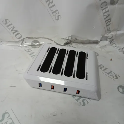 BELL & HOWELL MULTI-DEVICE USB POWER STATION