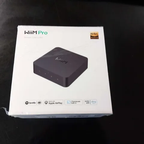 WIIM PRO STREAMER BLACK HI-RES AUDIO WIFI MULTIROOM STREAMER, COMPATIBLE WITH ALEXA, SIRI, GOOGLE ASSISTANT, SPOTIFY, AIRPLAY 2 ETC