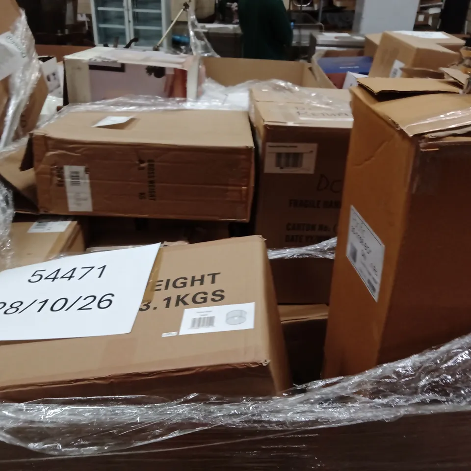 PALLET OF ASSORTED DESIGNER LIGHTING PRODUCTS TO INCLUDE;ERIN SEMI FLUSH CEILING FITTING,BRIGHT NICKEL WALL LIGHT,CHARLIE FLEX CEILING FITTING