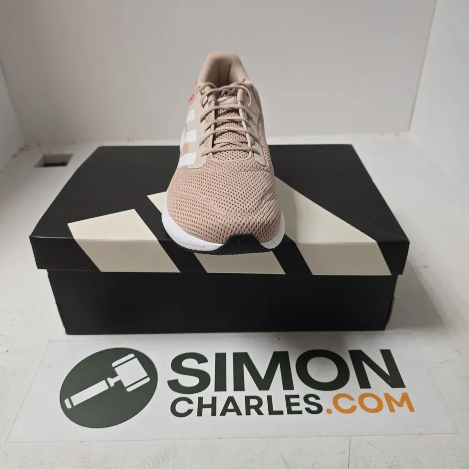 BOXED PAIR OF ADIDAS RESPONSE RUNNER U TRAINERS IN BEIGE - UK 10.5