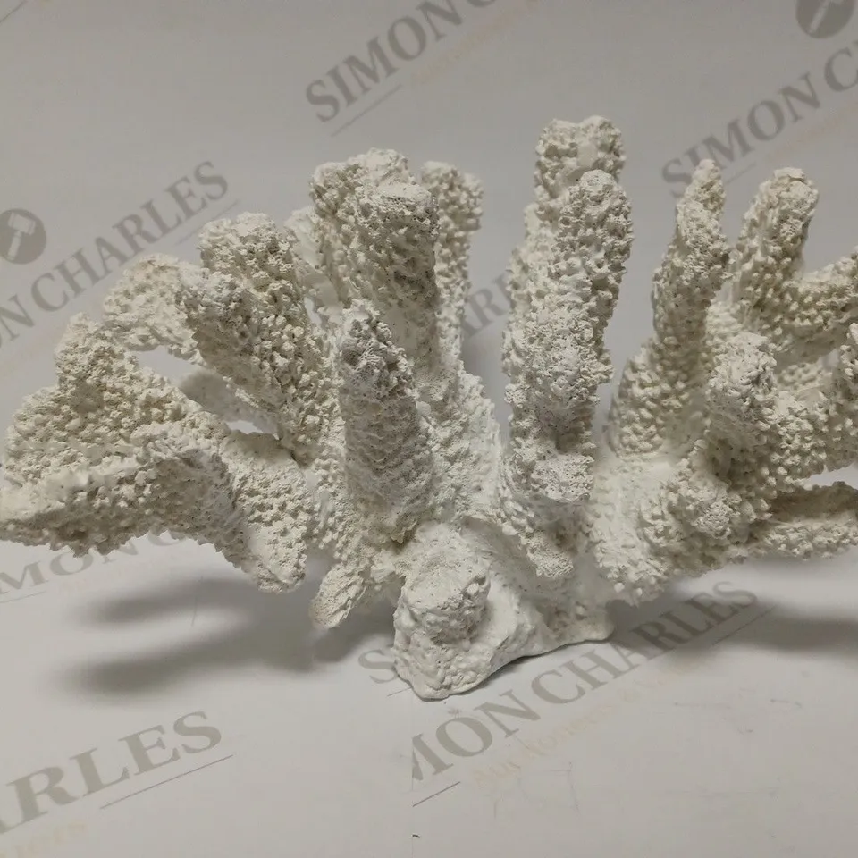 K BY KELLY HOPPEN RESIN FAUX CORAL ORNAMENT - WHITE