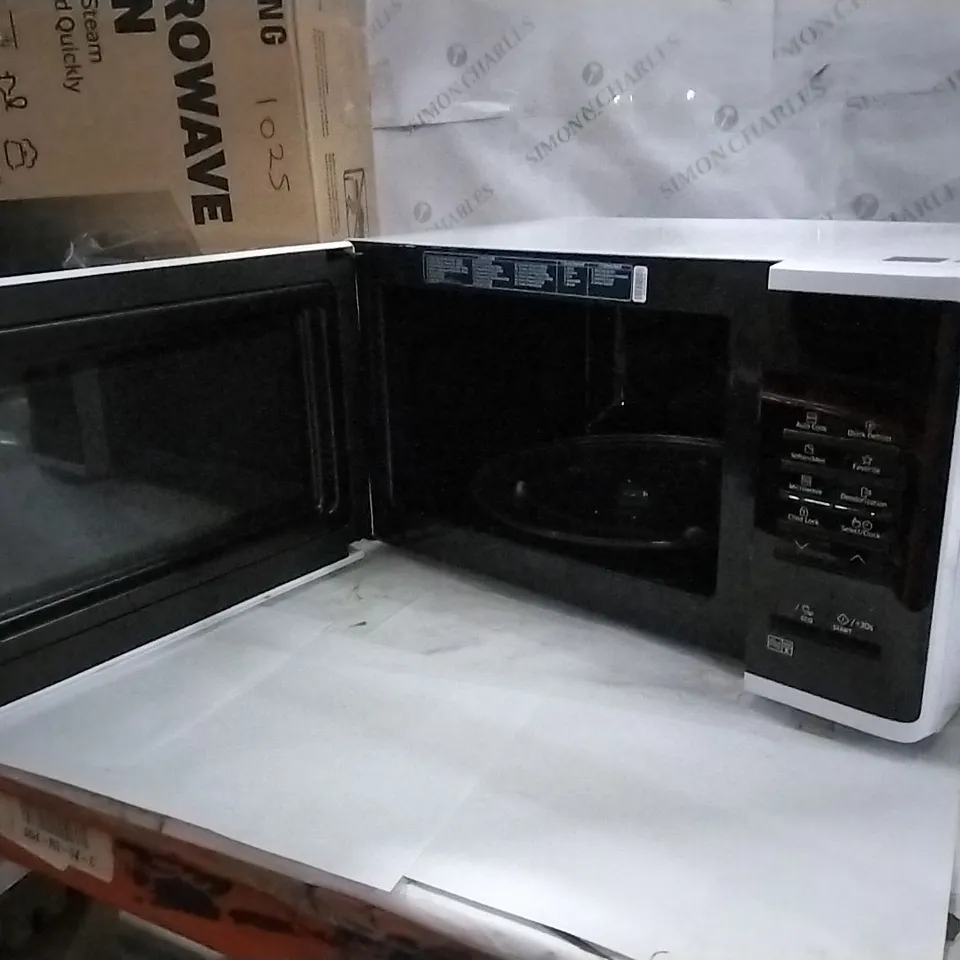 BOXED SAMSUNG MICROWAVE OVEN 