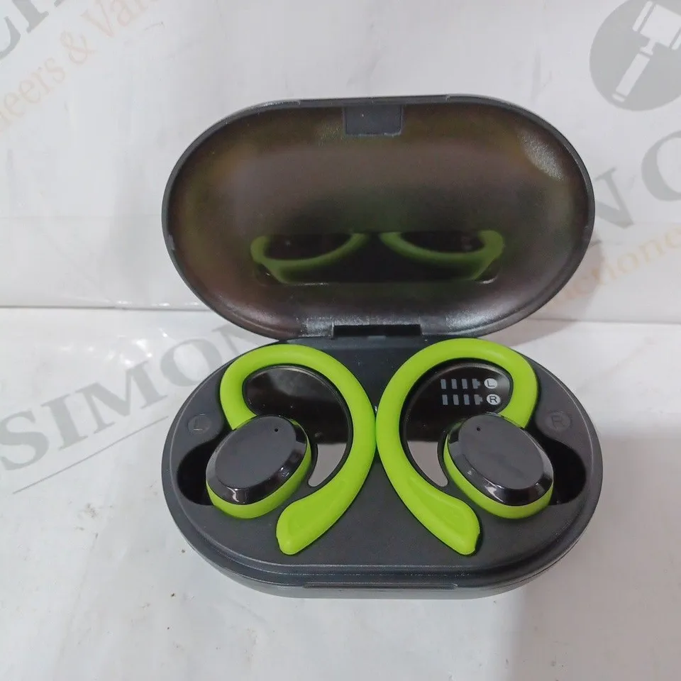 BOXED RULEFISS Q38 TRUE WIRELESS EARBUDS