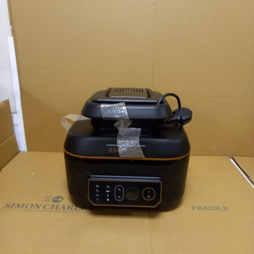 RUSSELL HOBBS SATISFRY 5.5-LITRE AIR FRY WITH MULTICOOK