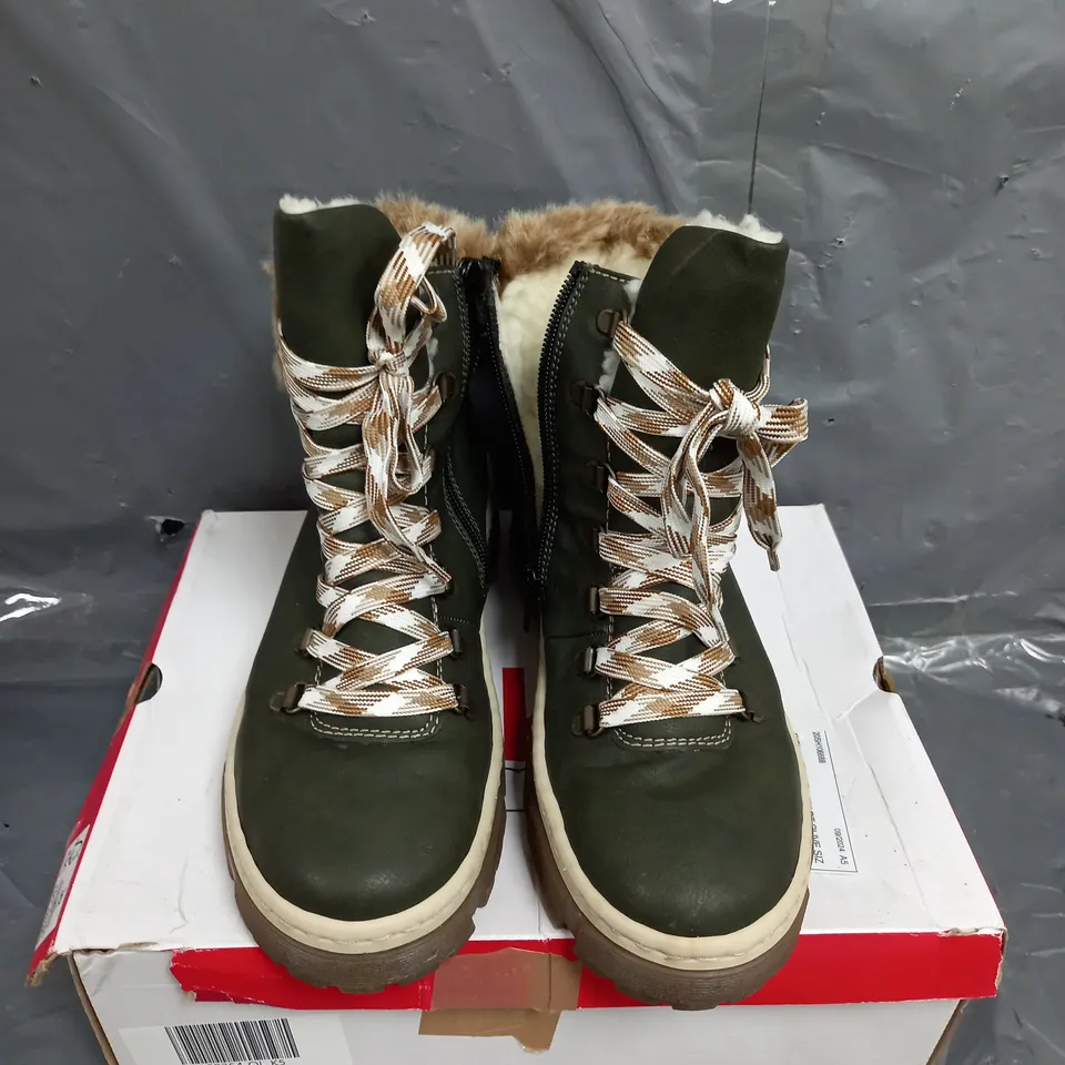 BOXED PAIR OF REIKER LACE UP CHUNKY BOOTS SIZE 5