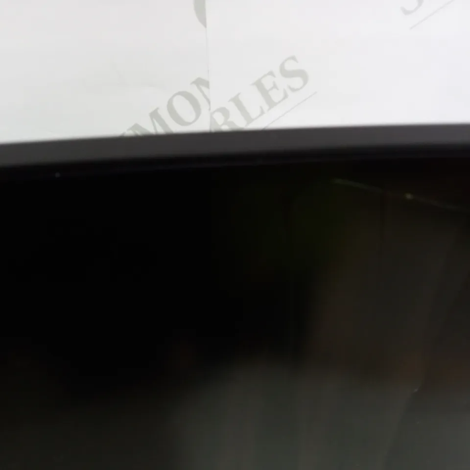 SAMSUNG CURVED MONITOR IN BLACK