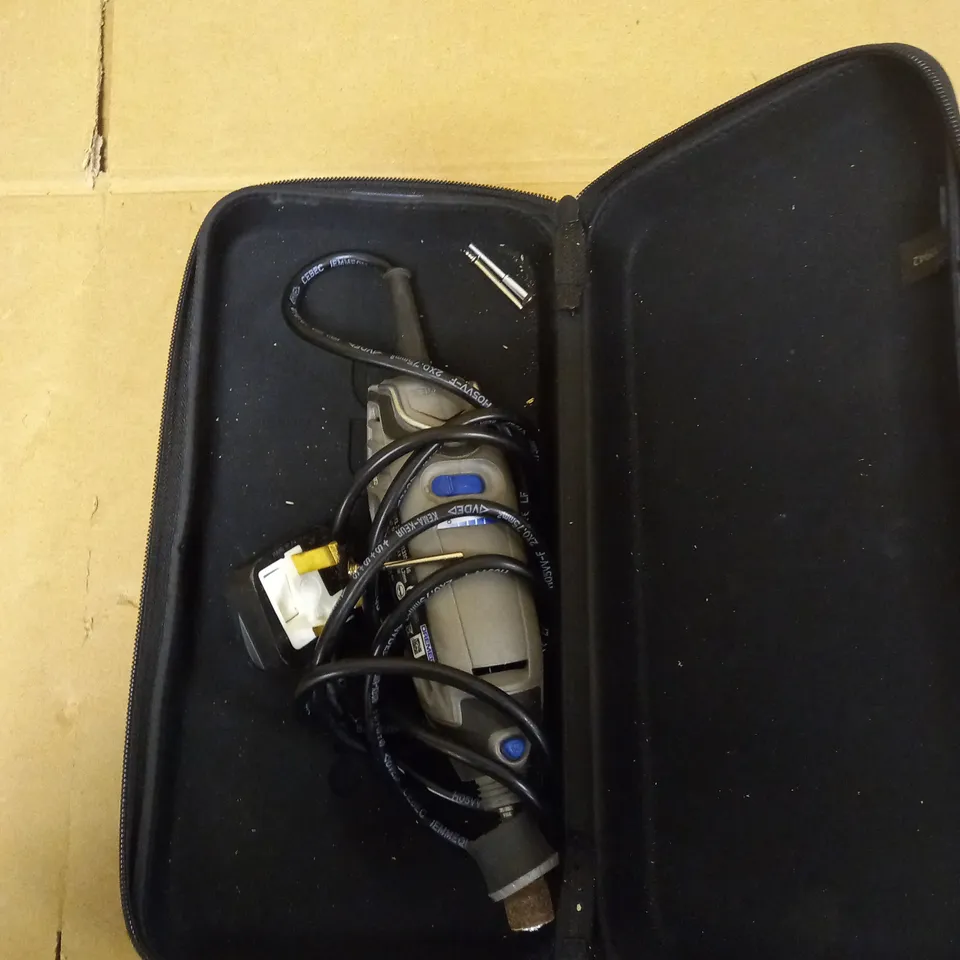 DREMEL 3000 ROTARY TOOL