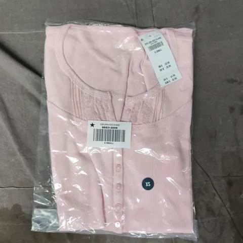 BAGGED HOLLISTER WOMEN'S TOP IN PINK SIZE XS