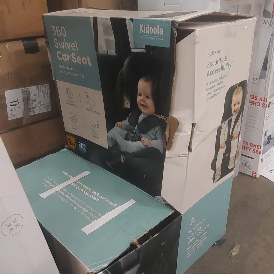 BOXED KIDOOLA 360 SWIVEL CAR SEAT