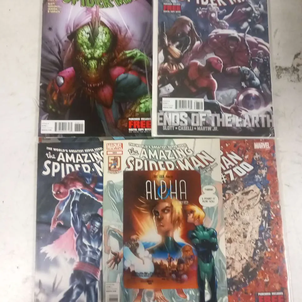 APPROXIMATELY 15 ASSORTED MARVEL THE AMAZING SPIDER MAN COMICS
