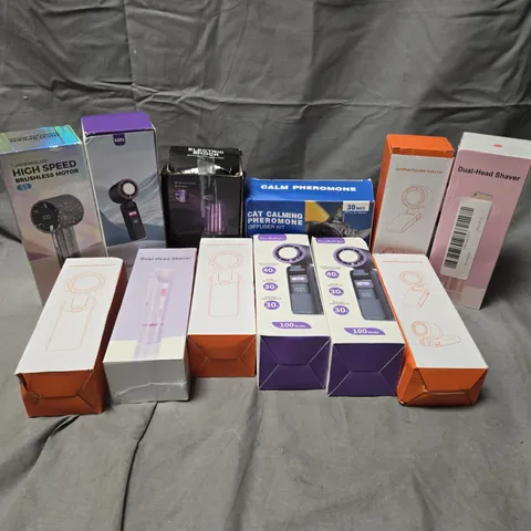 APPROXIMATELY 12 ASSORTED ELECTRICAL ITEMS TO INCLUDE PORTABLE TURBO FAN, DUAL-HEAD SHAVER, ELECTRIC SHOCK MOSQUITO KILLER LAMP, ETC