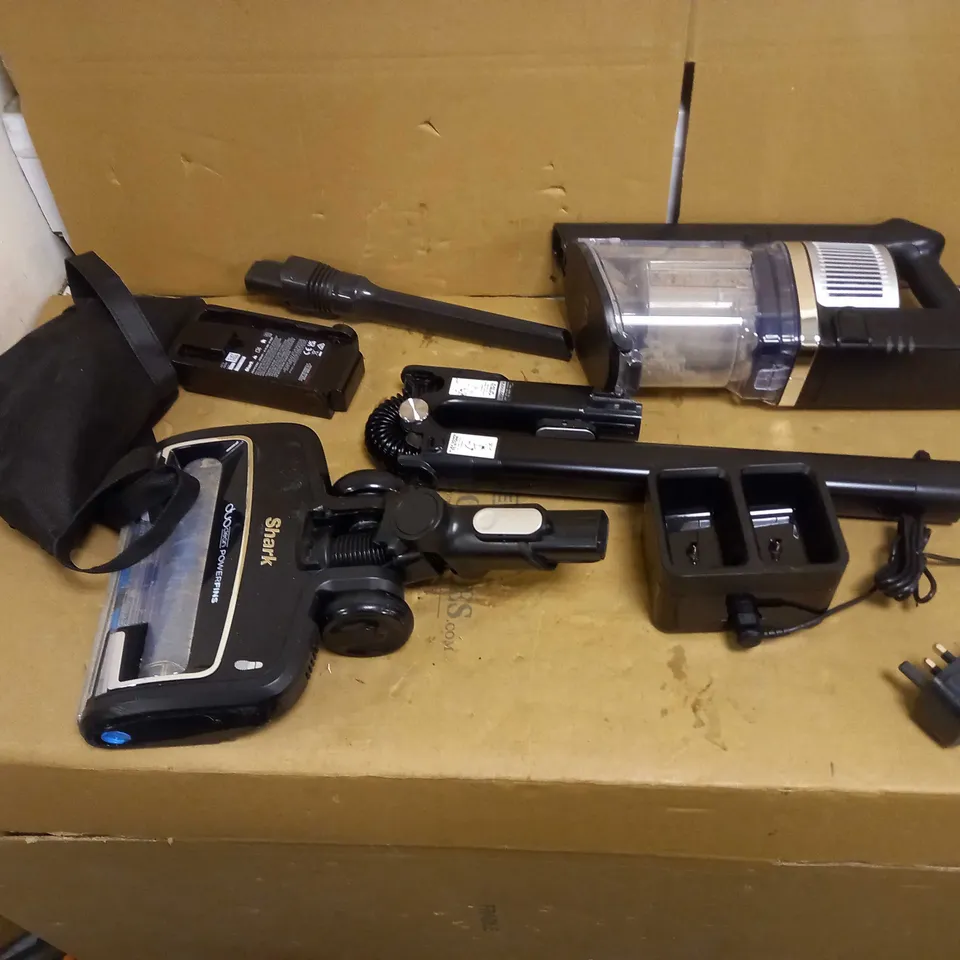 SHARK PRO PET CORDLESS STICK VACUUM