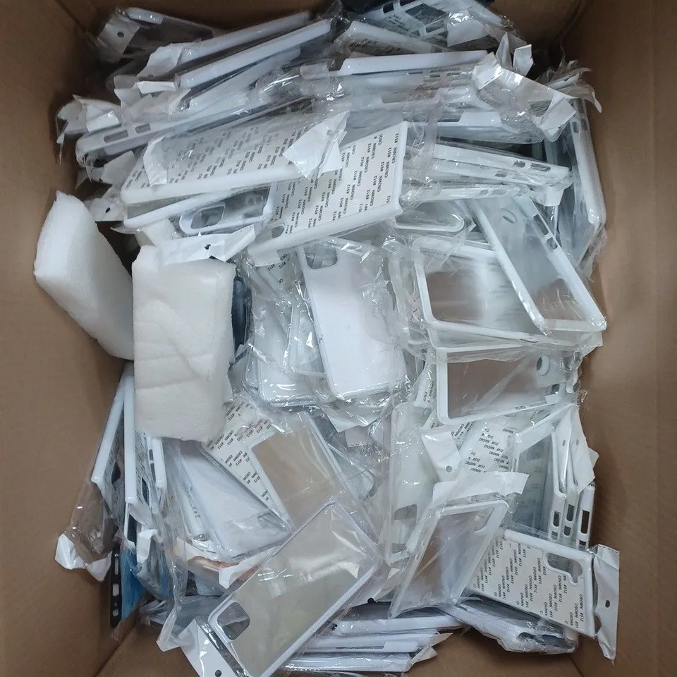 APPROXIMATELY 80 ASSORTED SMARTPHONE REAR COVERS FOR VARIOUS MODELS 