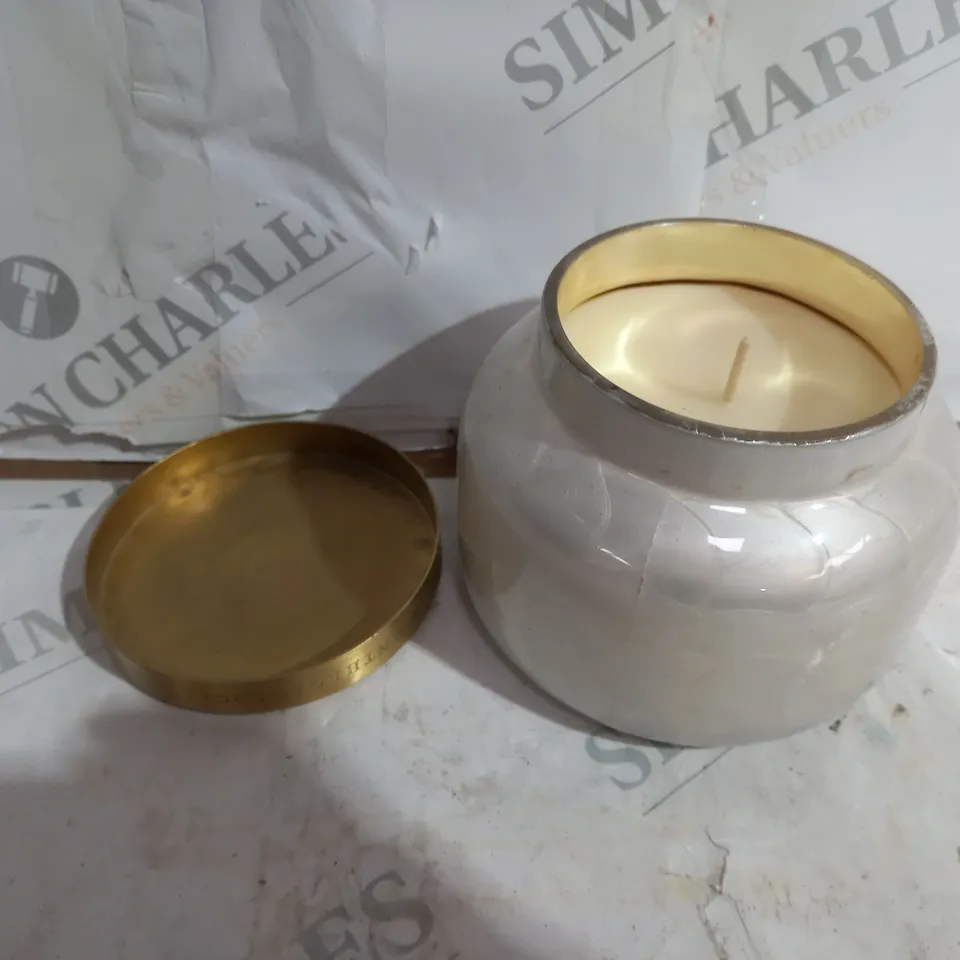 CAPRI BLUE ANTHROPOLOGIE LEMON CANDLE 
