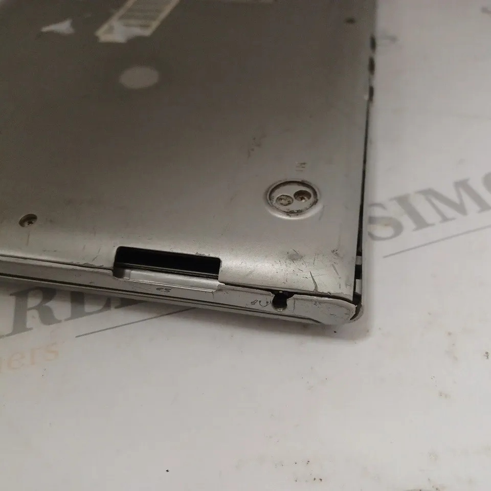SAMSUNG 303C LAPTOP