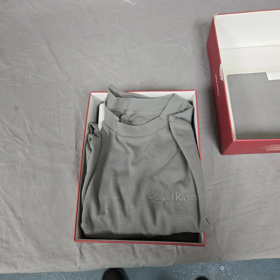 CALVIN KLEIN GREY LOUNGEWEAR SET UK L
