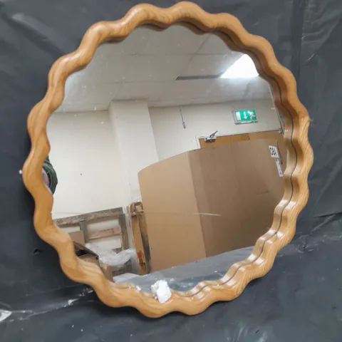 SQUIGGLE WOODEN CIRCLE MIRROR - COLLECTION ONLY 