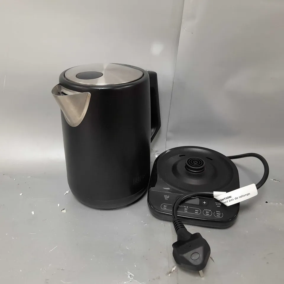 BOXED NINJA PERFECT TEMPERATURE KETTLE KT200UK