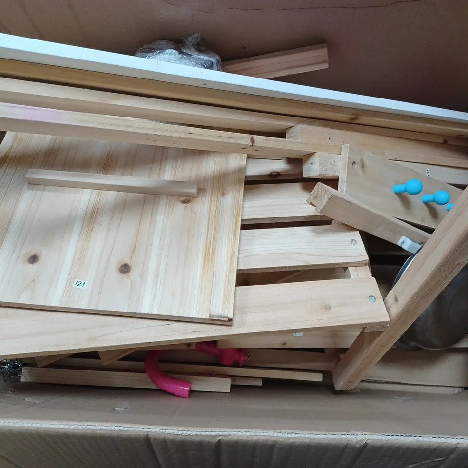 BOXED CHILDRENS KITCHEN WORK STATION