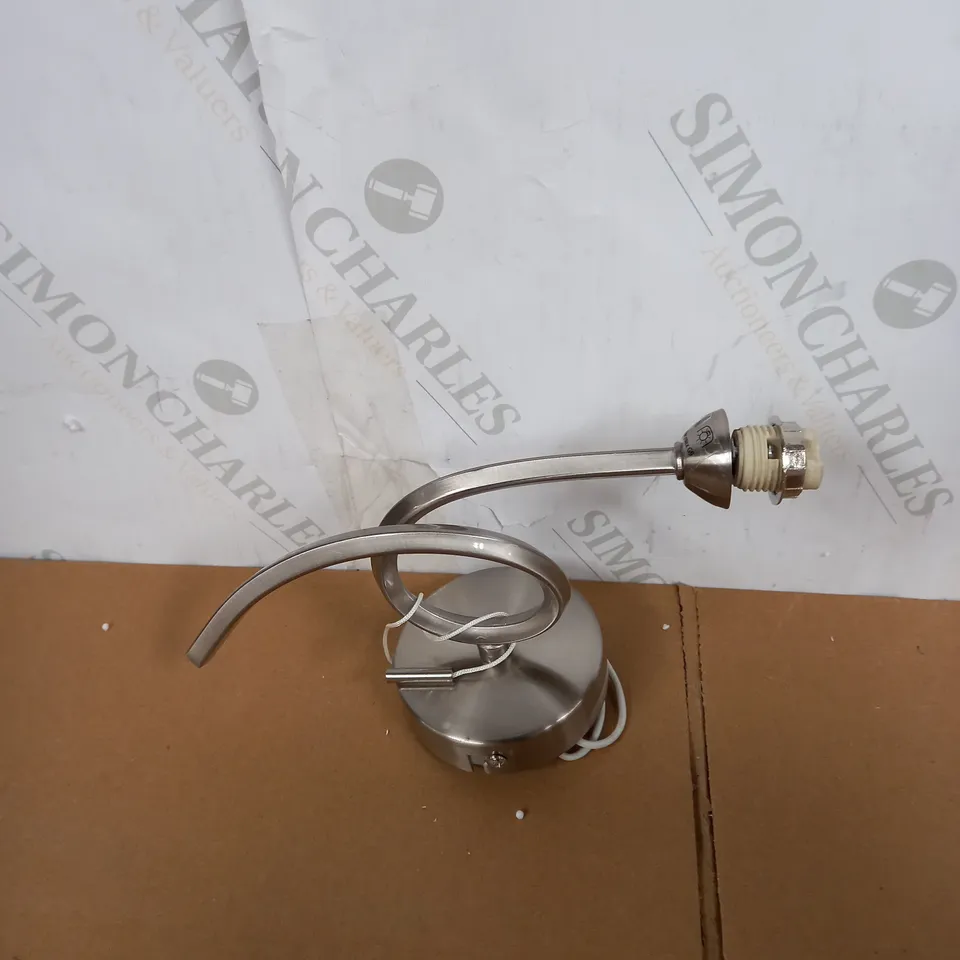 BAYLON WALL LIGHT SATIN CHROME