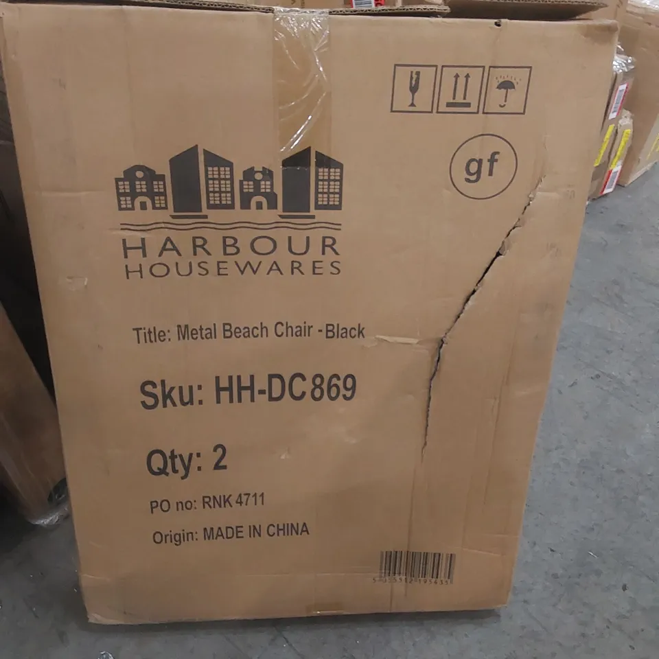 BOXED SET OF 2 FOLDING METAL BEACH CHAIRS - BLACK (1 BOX)