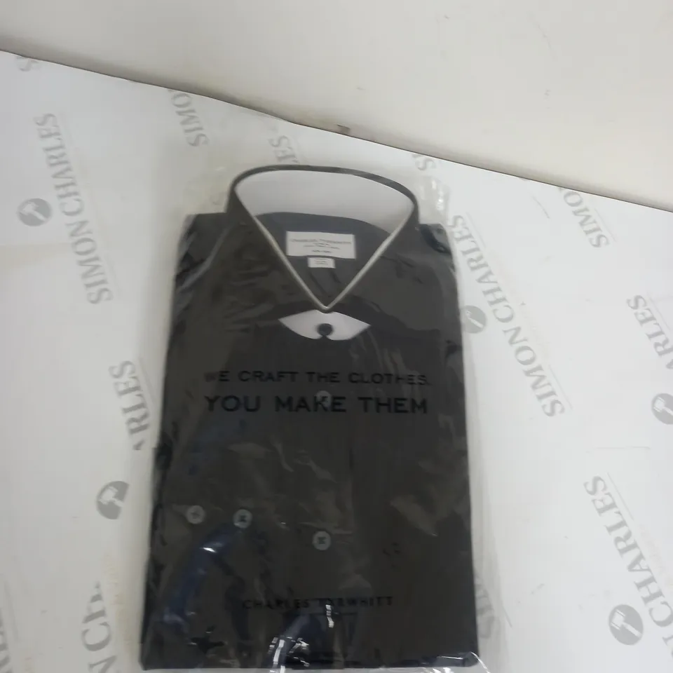 CHARLES TYRWHITT BLACK BUTTONED UP SHIRT - 16/33IN