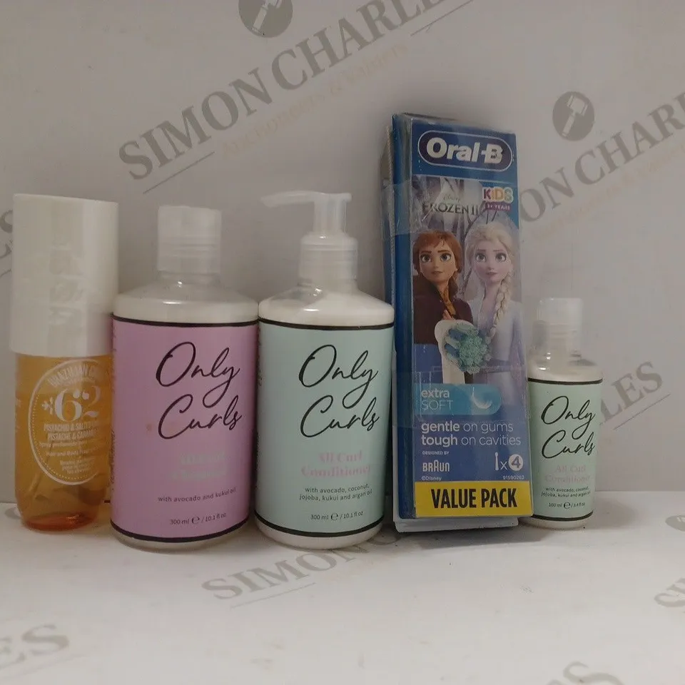 BOX OF APPROX 15 ASSORTED HEALTH AND BEAUTY ITEMS TO INCLUDE - ORAL B 4 TOOTHBURSH HEADS - ONLY CURLS ALL CURL CONDITIONER - BRAZILIAN CRUSH HAIR AND BODY MIST ECT 