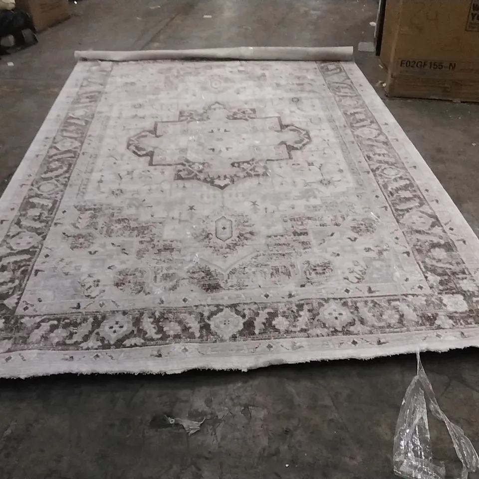STILLAGE OF APPROXIMATELY 20 XL DESIGNER RUGS