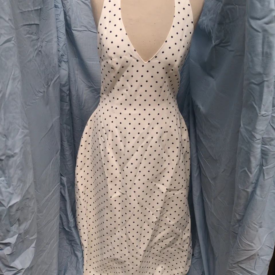 ODDMUSE LONDON WHITE POLKA DOT DRESS - UK S (S) 