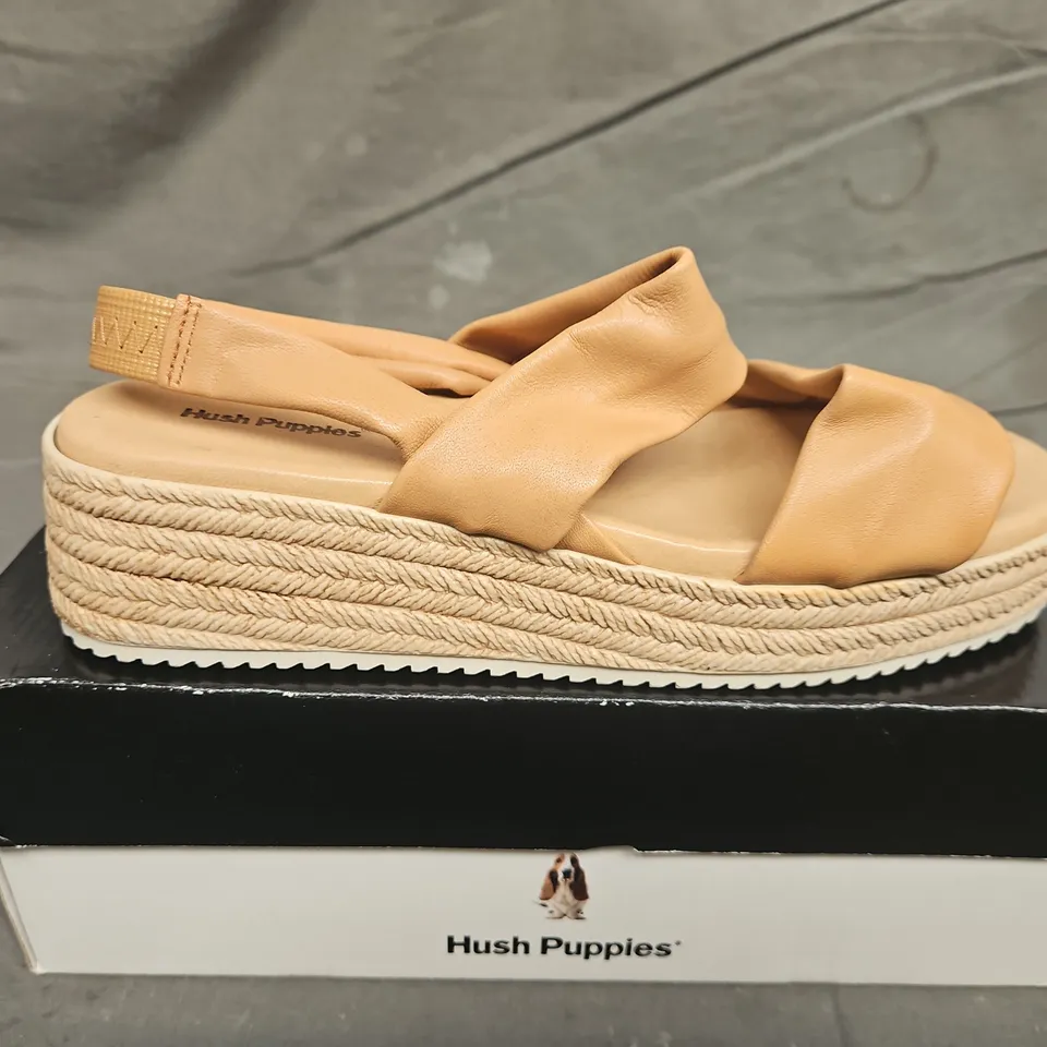 BOXED PAIR OF HUSH PUPPIES WOMENS RACHEL STRAP SANDALS - UK SIZE 7