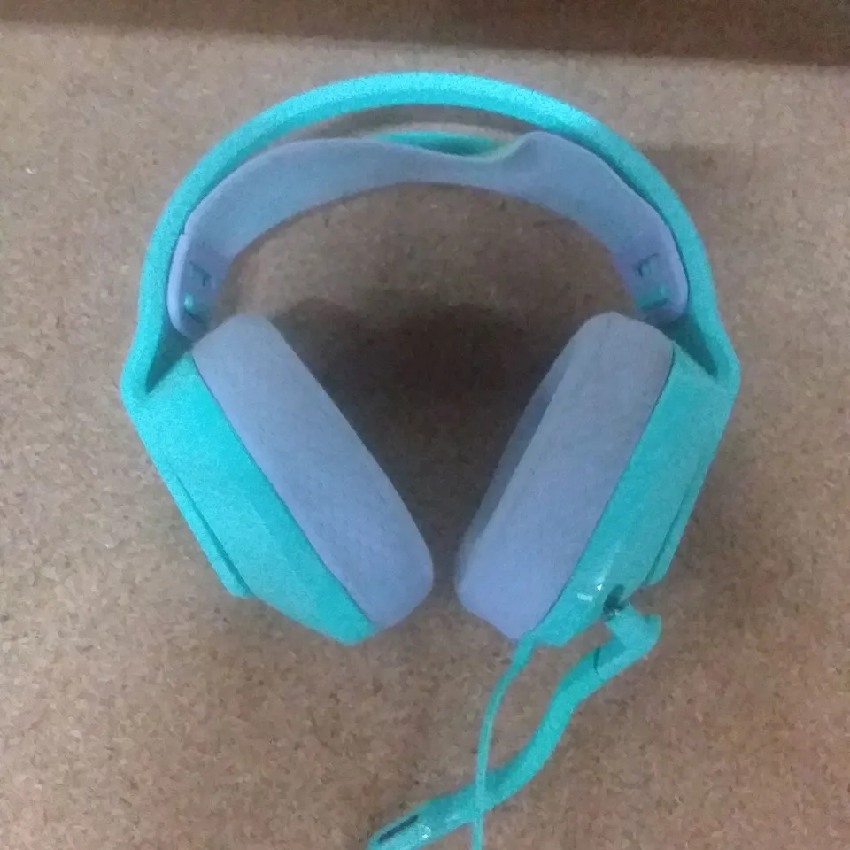 LOGITECH WIRED GAMING HEADSET IN AQUA COLOUR