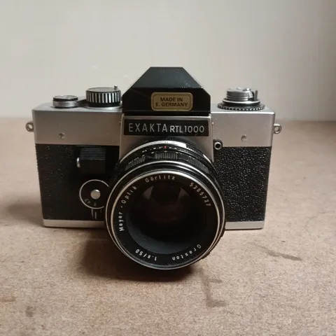 EXAKTA RTL1000 35MM SLR WITH MEYER-OPTIK GΓRLITZ LENS
