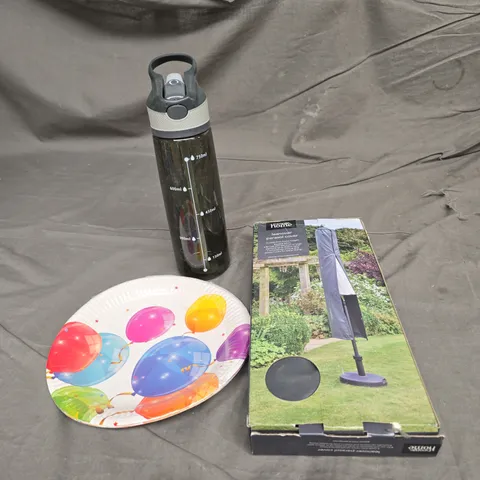 BOX OF APPROX 15 ASSORTED HOUSEHOLD ITEMS TO INCLUDE PAPER PLATES , WATER BOTTLES AND PARASOL COVERS , ETC 