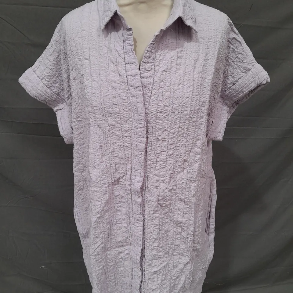 ABERCROMBIE & FITCH LIGHT PURPLE LONG SHIRT - SMALL