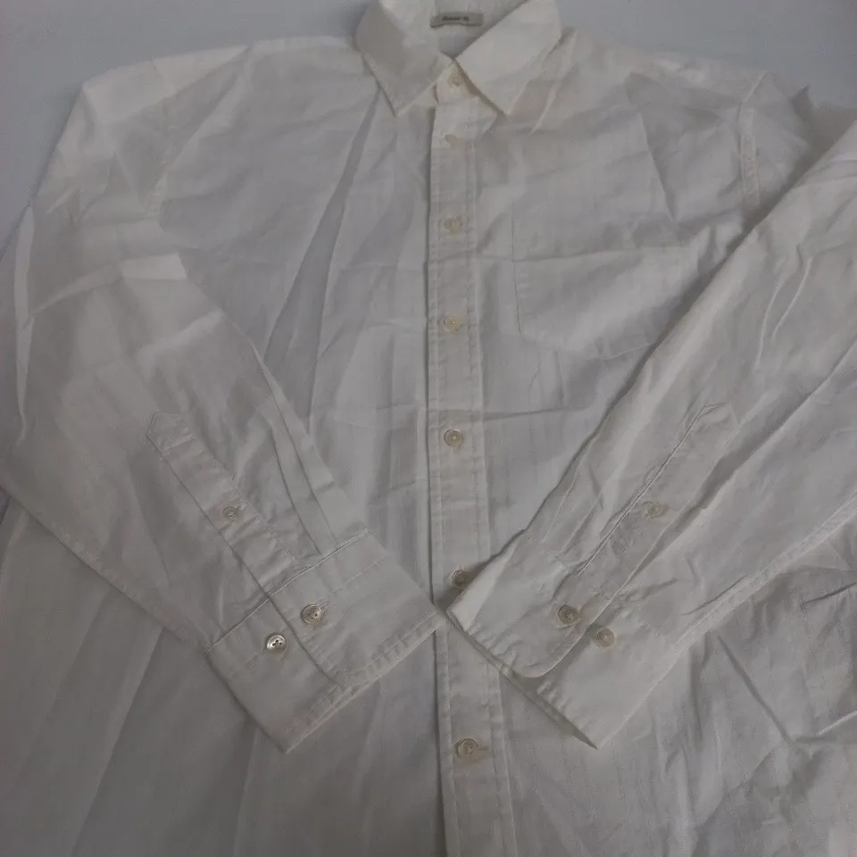 GANT REL DOBBY STRIPE SHIRT – EGGSHELL WHITE, SIZE M